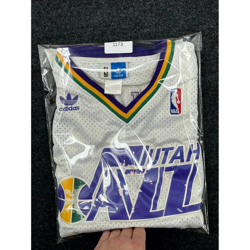 Utah Jazz Jersey Men M White Karl Malone #32 Adidas Basketball Hardwood Classics